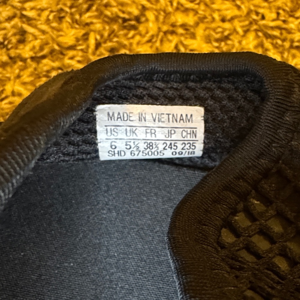 Men’s adidas DEERUPT RUNNER - Picture 5 of 7